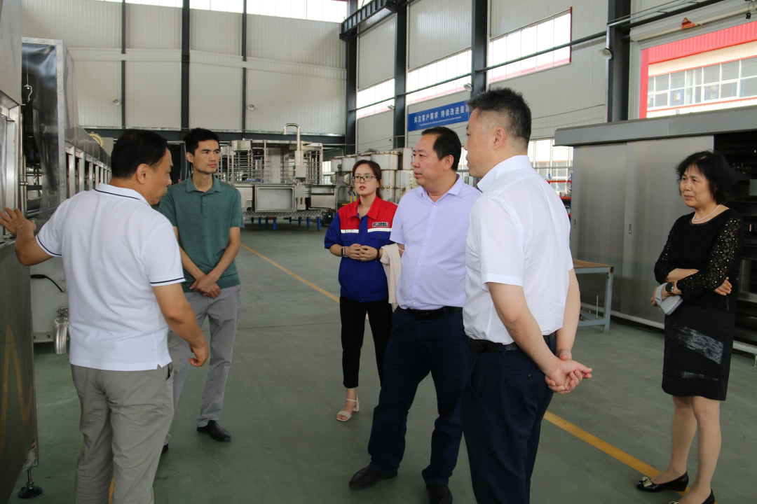 中國肉類協會常務副會長兼秘書長陳偉一行蒞臨銳智考察調研 中國肉類協會常務副會長兼秘書長陳偉一行蒞臨銳智考察調研