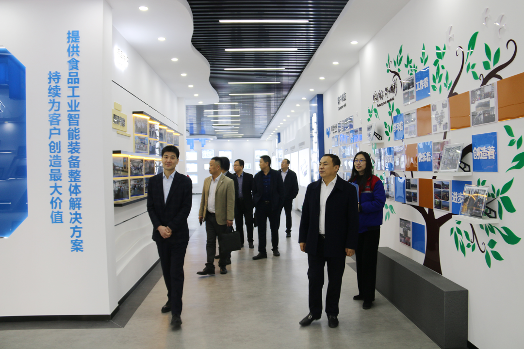 山東理工大學黨委常委、副校長陳靖一行蒞臨銳智開展走訪調研活動 山東理工大學黨委常委、副校長陳靖一行蒞臨銳智開展走訪調研活動